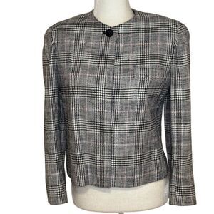 Vintage Evan Picone Petites Blazer. Fully Lined. Size Petite 6. Great Condition!